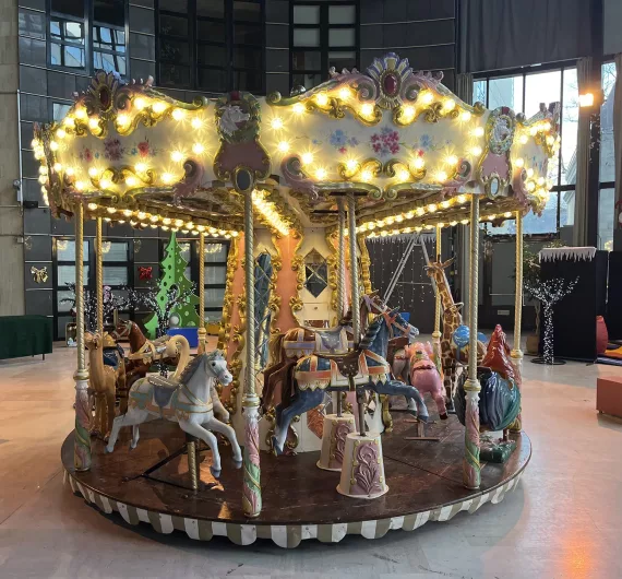 Petit Carrousel 1900