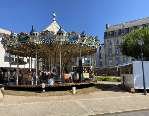 Grand Carrousel 1900